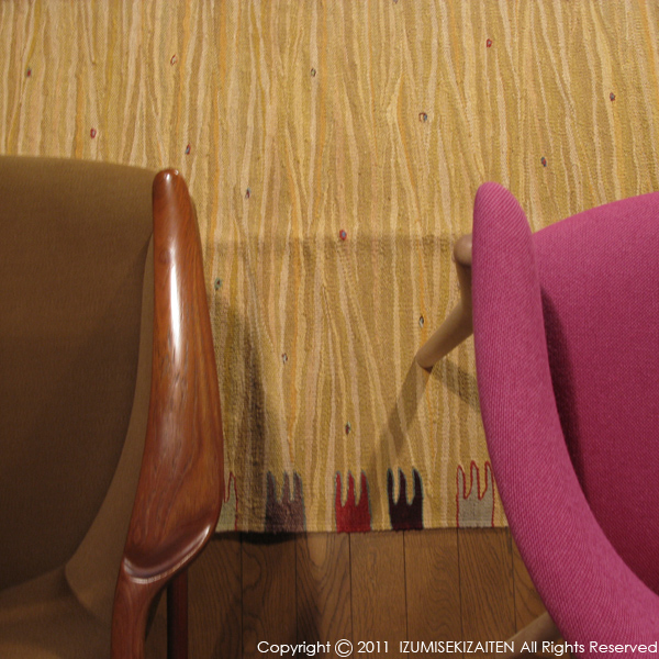 http://izumi-stone.jp/ichigon/item_images/KILIM1.JPG