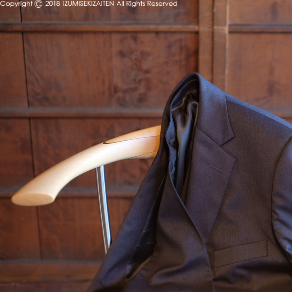 http://izumi-stone.jp/ichigon/item_images/bespoke.jpg