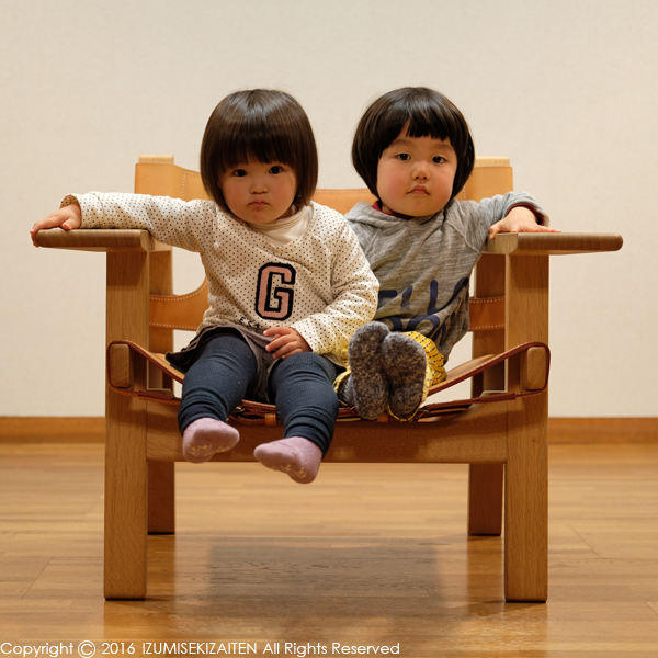 http://izumi-stone.jp/ichigon/item_images/chair1603.JPG