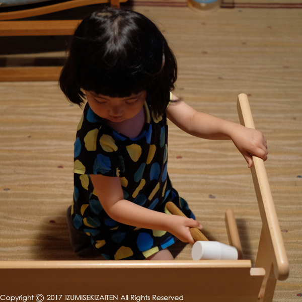 http://izumi-stone.jp/ichigon/item_images/kagu17061.JPG