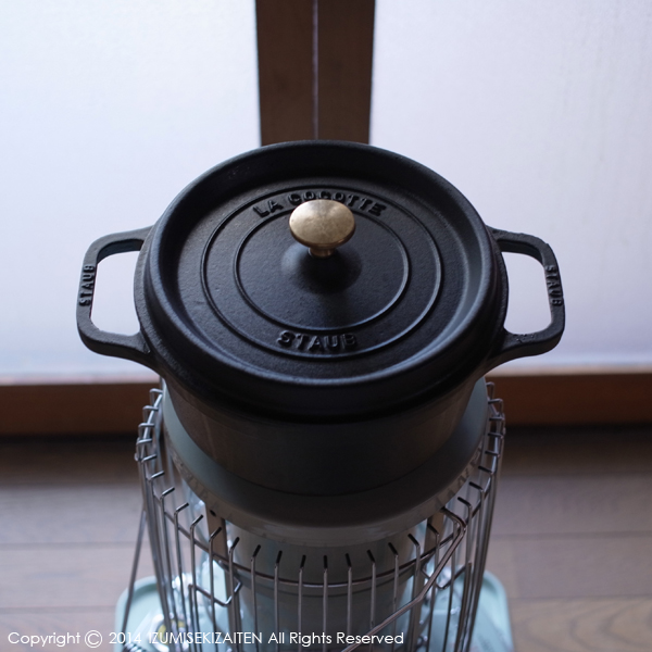 http://izumi-stone.jp/ichigon/item_images/staub14.JPG
