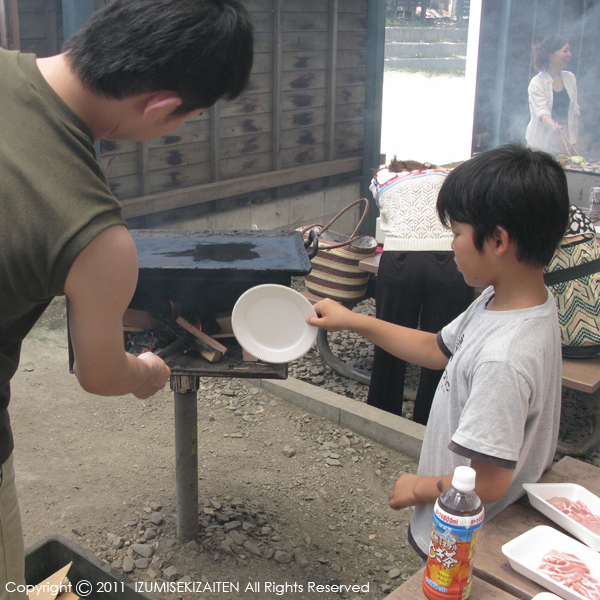 http://izumi-stone.jp/ichigon/mgvbbq.JPG